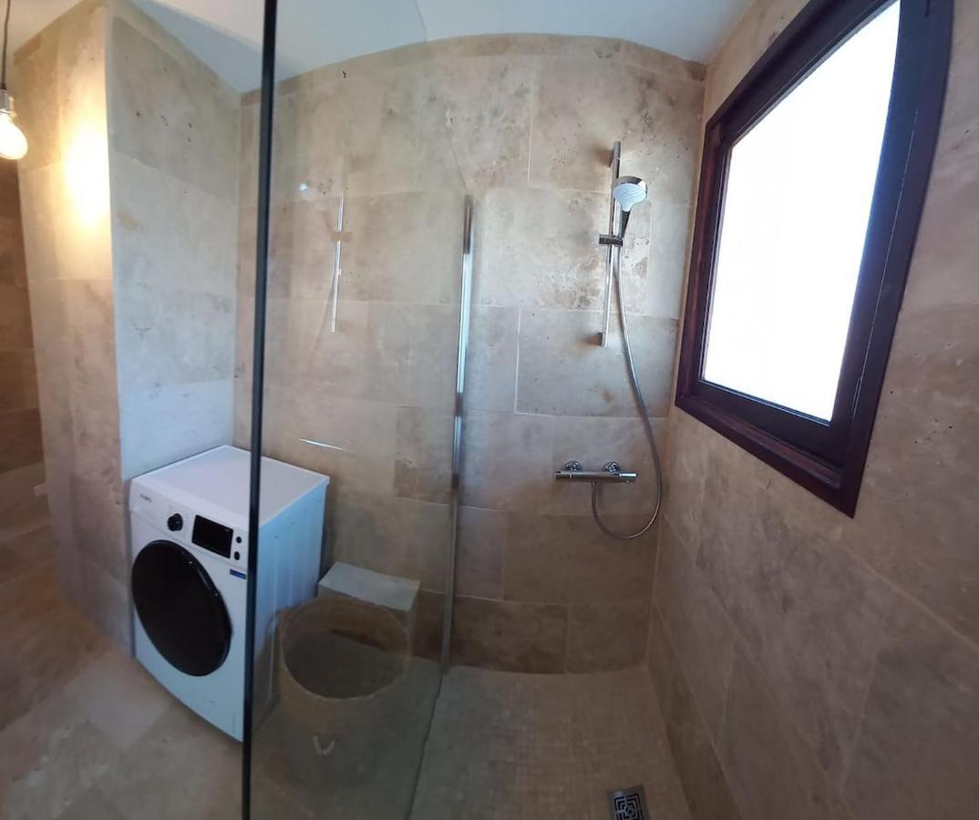 Loft Climatise "La Pinede", 50 M2, Tres Calme, 5 Mn A Pied Des Plages, Lit King Size ลาแซน-ซูร์-แมร์ ภายนอก รูปภาพ
