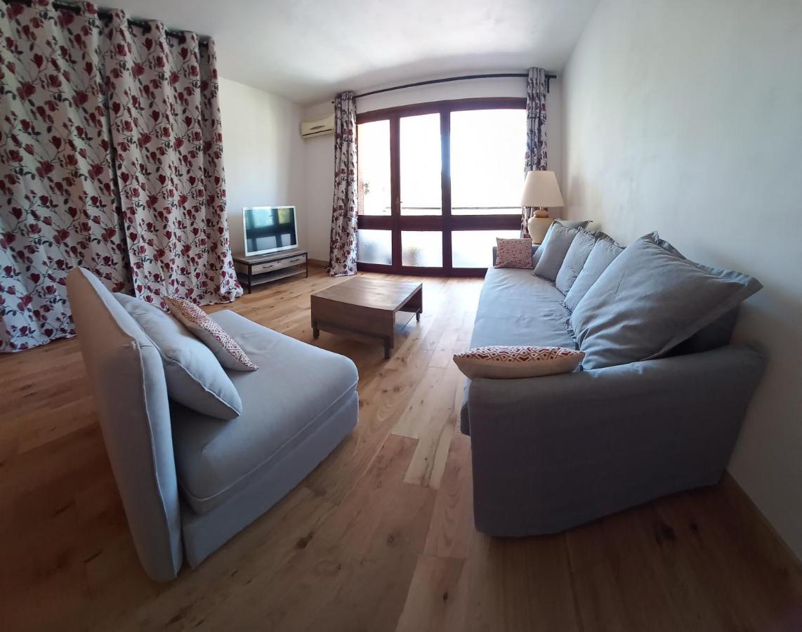 Loft Climatise "La Pinede", 50 M2, Tres Calme, 5 Mn A Pied Des Plages, Lit King Size ลาแซน-ซูร์-แมร์ ภายนอก รูปภาพ